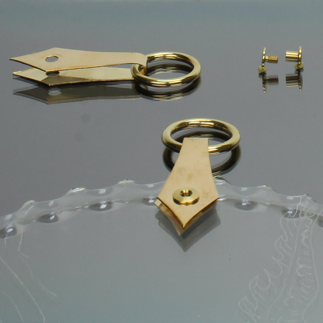 Hanger Diamond Point Brass 1/8 inch, pair